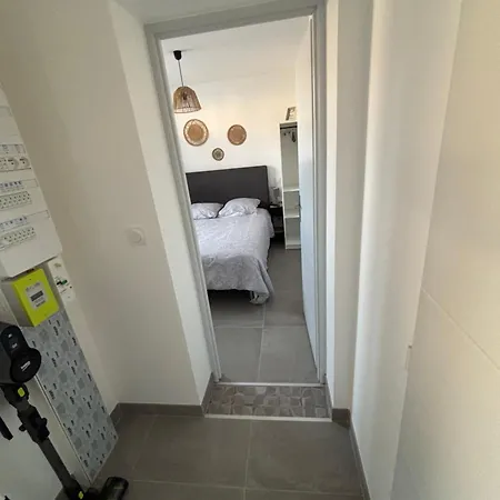 T2 Neuf Avec Terrasse Privative Proche Gare Holiday home