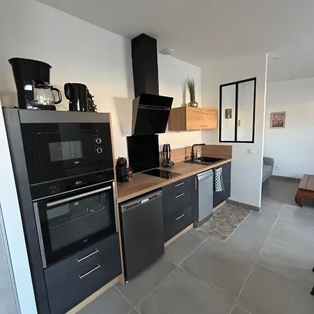 Holiday home T2 Neuf Avec Terrasse Privative Proche Gare